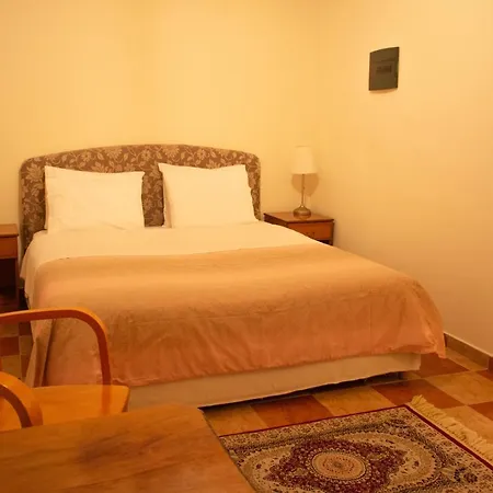 维纳图拉庄园酒店 招待所 3*